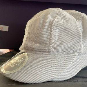 8 corduroy fitted hats
